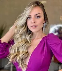 Letícia Maria
